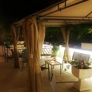Garden House - Luxury - Self Check-in Only Řím